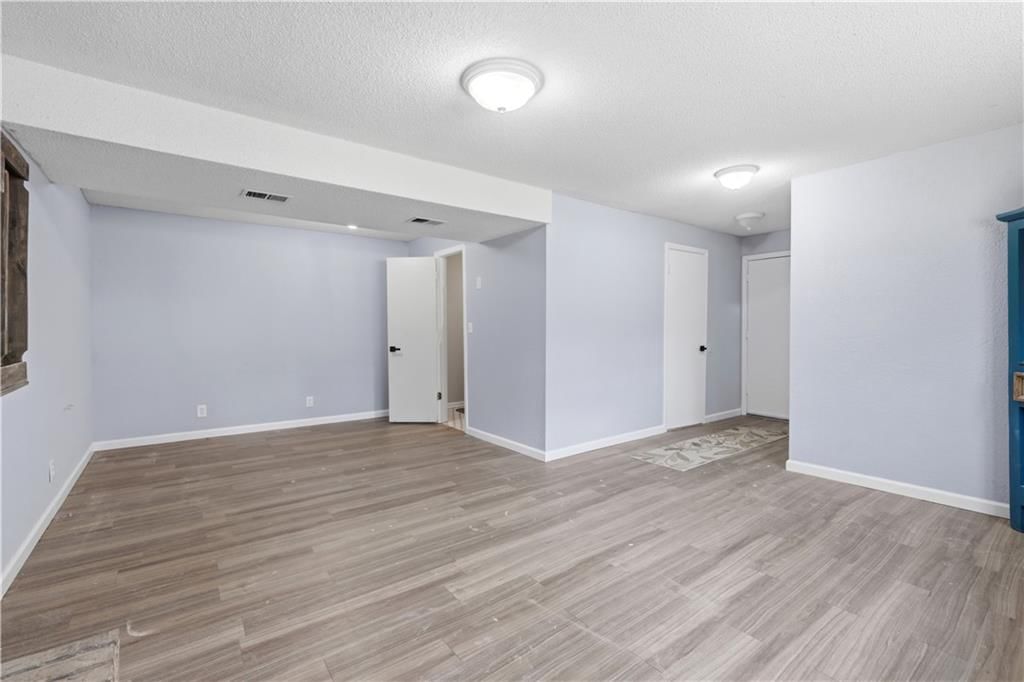 417 SW PARKWOOD Drive — photo 13