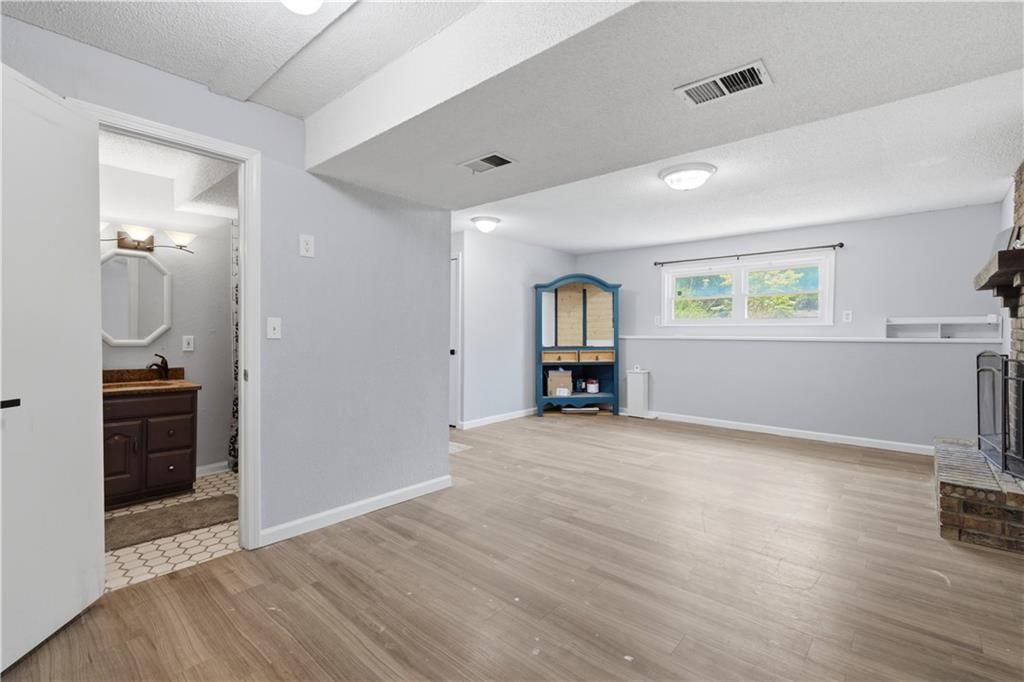 417 SW PARKWOOD Drive — photo 14