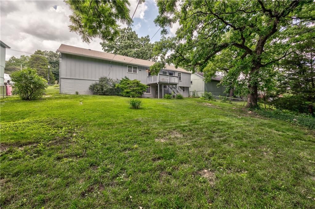 10101 W 67 Street — photo 23