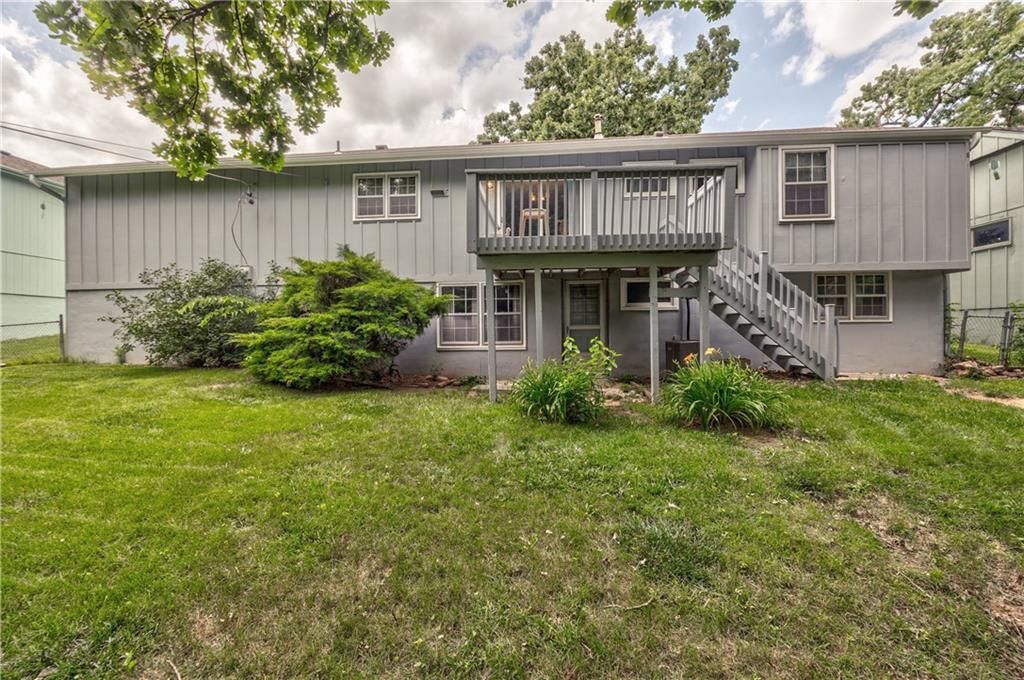 10101 W 67 Street — photo 24