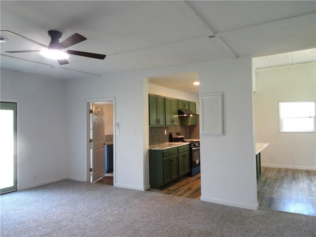 305 S Mechanic Street — photo 7