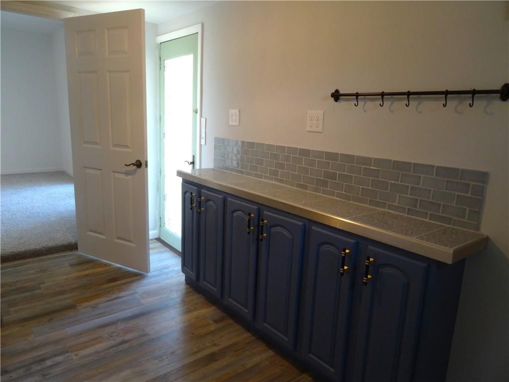 305 S Mechanic Street — photo 24