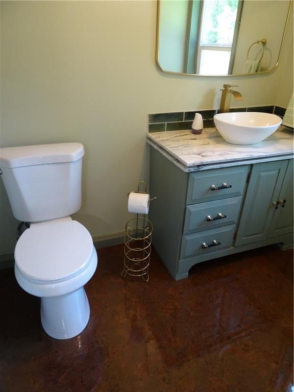 305 S Mechanic Street — photo 28