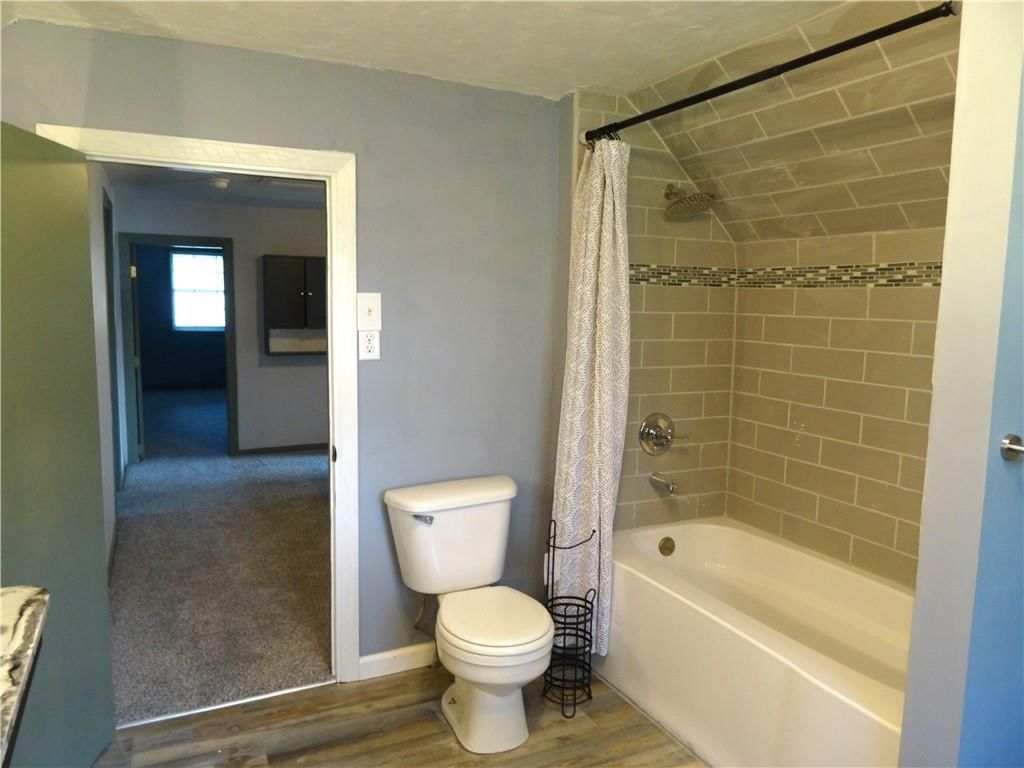 305 S Mechanic Street — photo 49