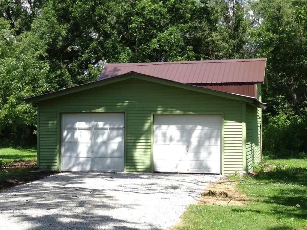 305 S Mechanic Street — photo 56