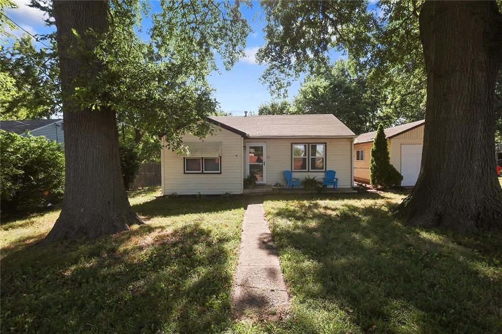 17 Hostetter Street — photo 2