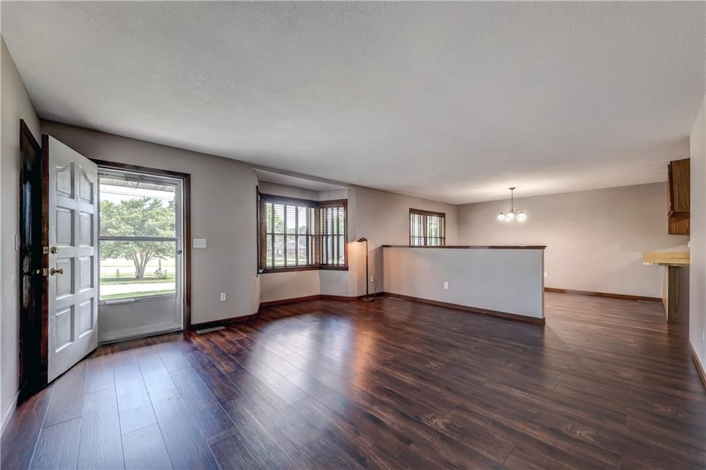 24475 W 55th Street — photo 4
