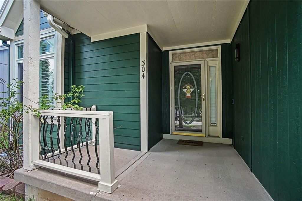 304 Shannon Avenue — photo 4