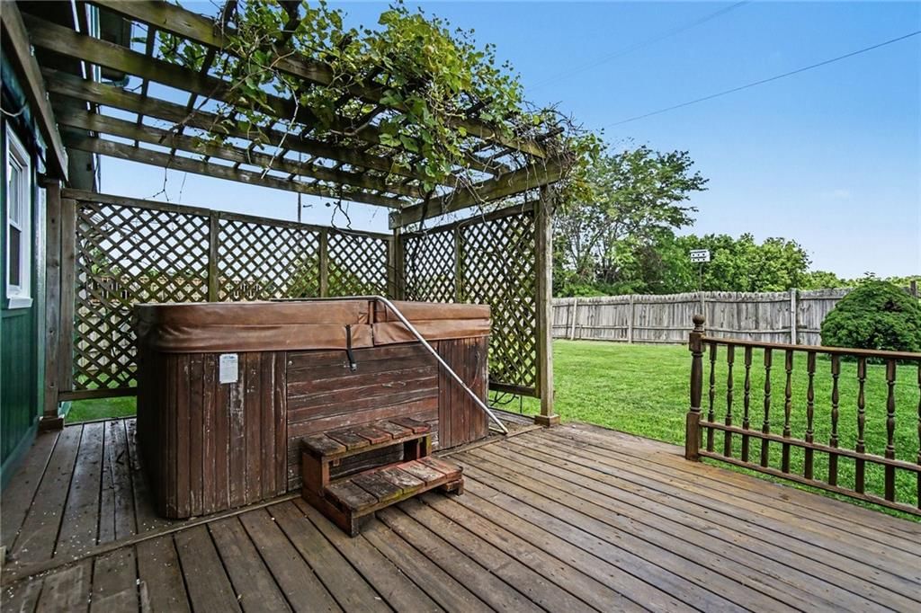 304 Shannon Avenue — photo 26