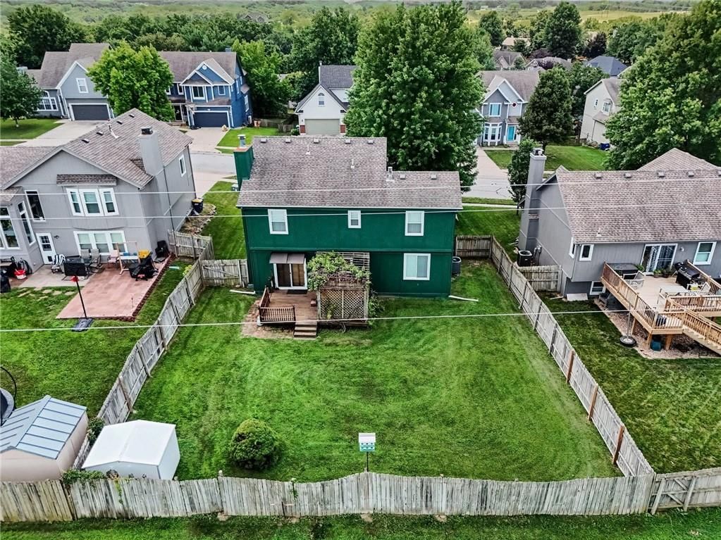 304 Shannon Avenue — photo 30