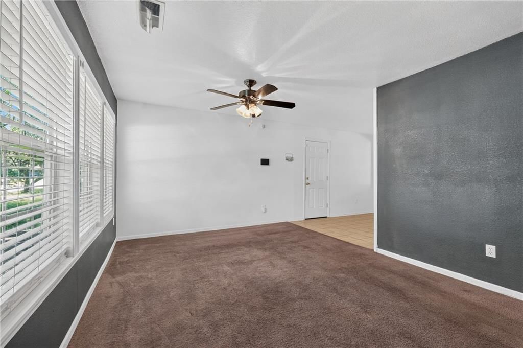 11229 Corrington Avenue — photo 5