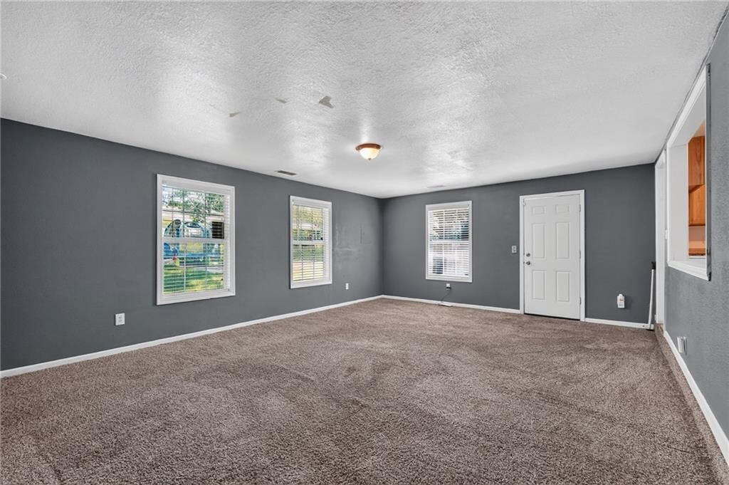 11229 Corrington Avenue — photo 12