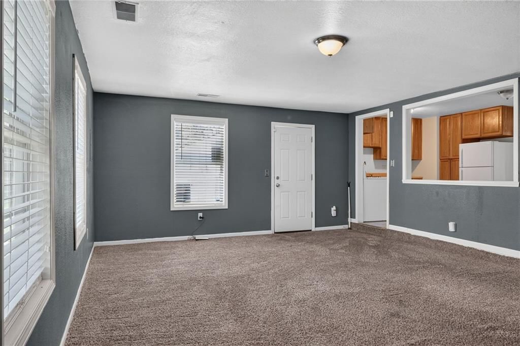 11229 Corrington Avenue — photo 13