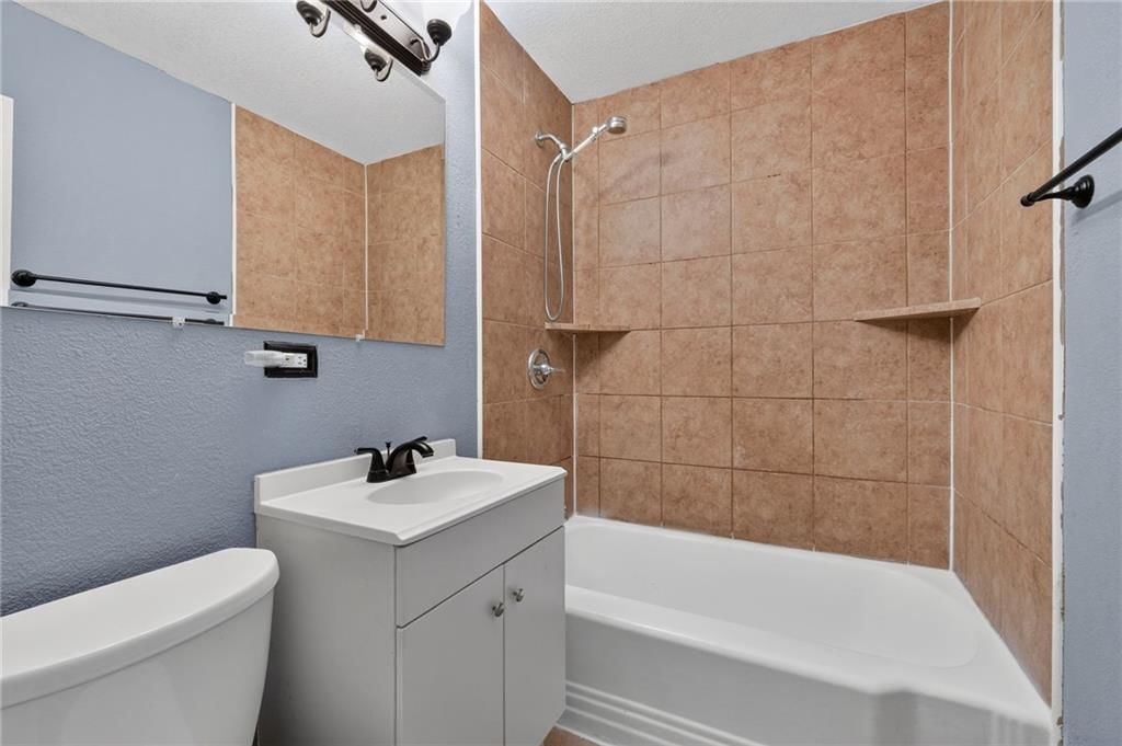 11229 Corrington Avenue — photo 14