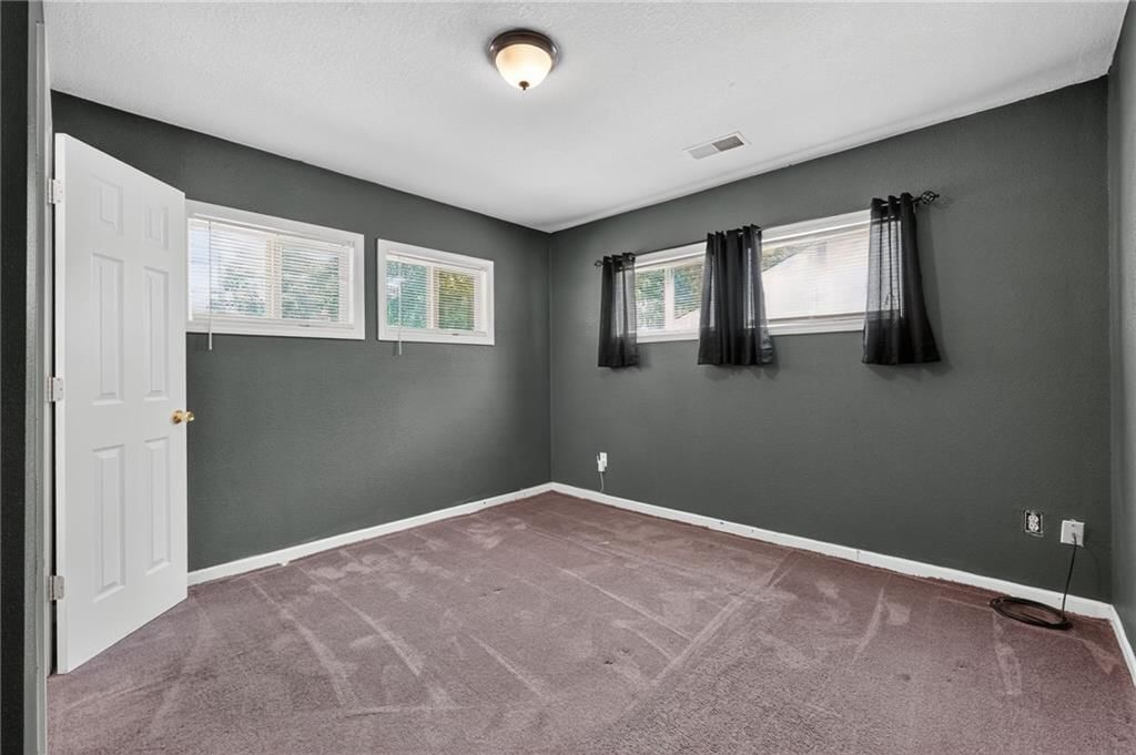 11229 Corrington Avenue — photo 19