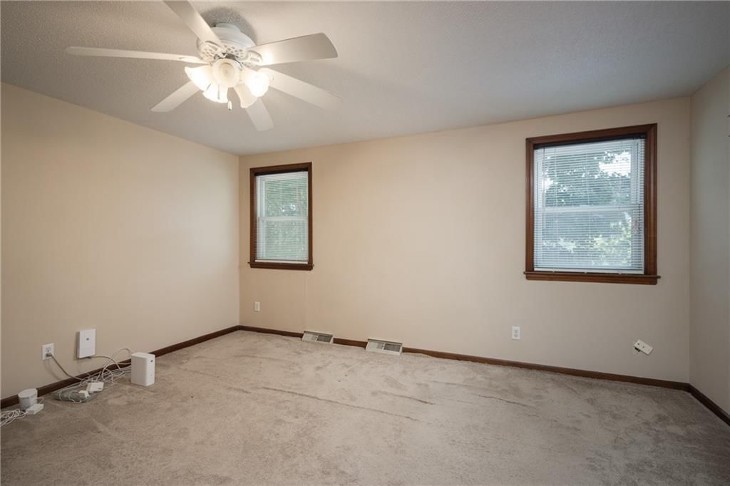 404 S SUNSET Lane — photo 27