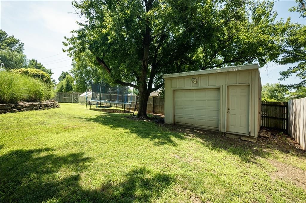 404 S SUNSET Lane — photo 55
