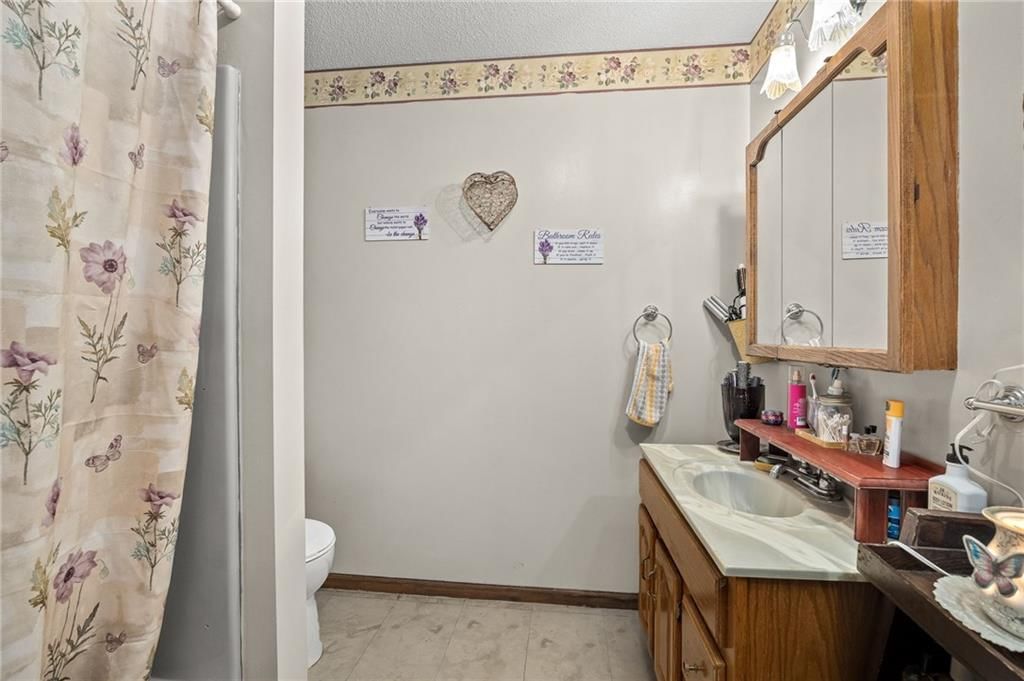 6401 S 1st Street — photo 16