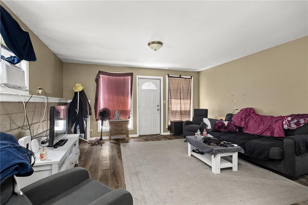 6401 S 1st Street — photo 43