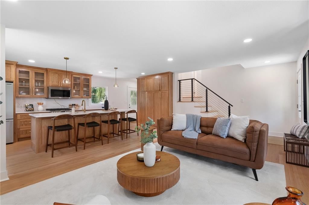 2806 W 48th Street — photo 7