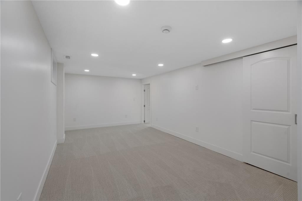 2806 W 48th Street — photo 28