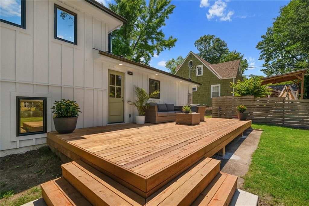 2806 W 48th Street — photo 32