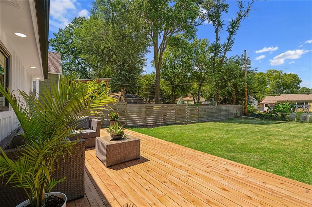 2806 W 48th Street — photo 34