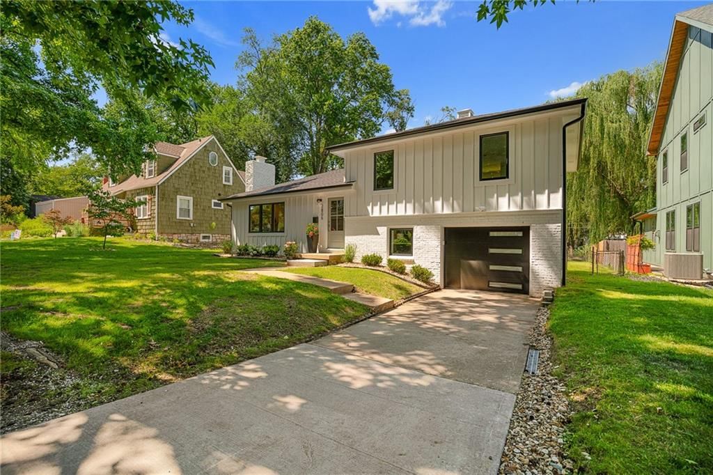 2806 W 48th Street — photo 40