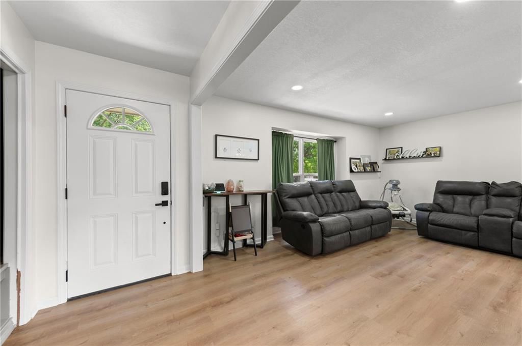 8908 Evanston Avenue — photo 4