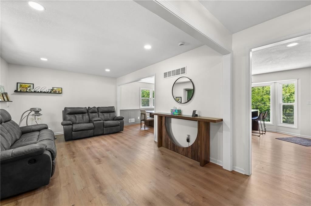 8908 Evanston Avenue — photo 5
