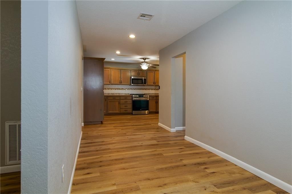 303 S Jefferson Street — photo 14