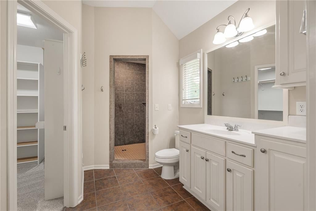 4517 N 110th Street — photo 30