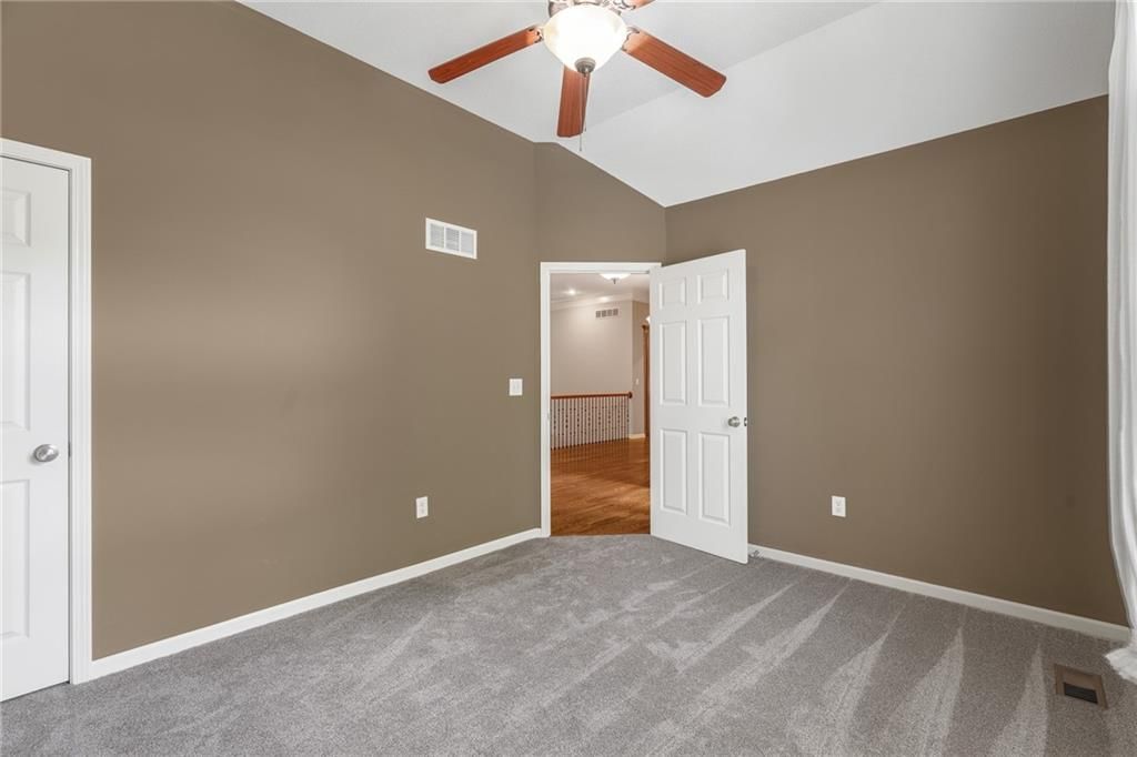 4517 N 110th Street — photo 33