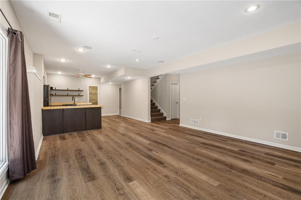 4517 N 110th Street — photo 37