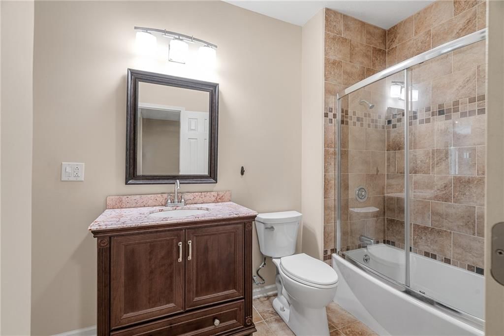 4517 N 110th Street — photo 44
