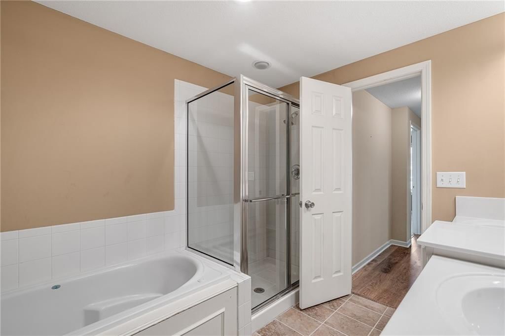 4517 N 110th Street — photo 51