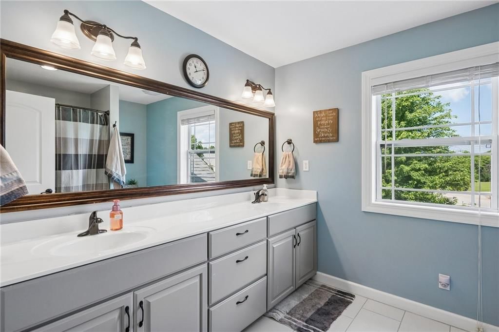 14691 N Lewis Avenue — photo 32