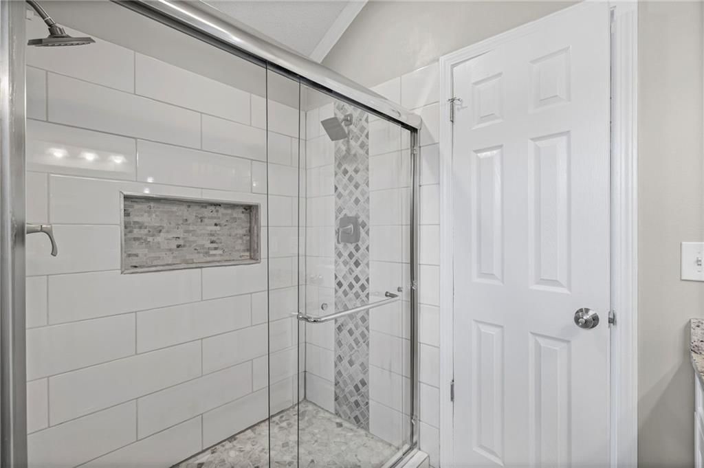 6315 N Quincy Avenue — photo 18