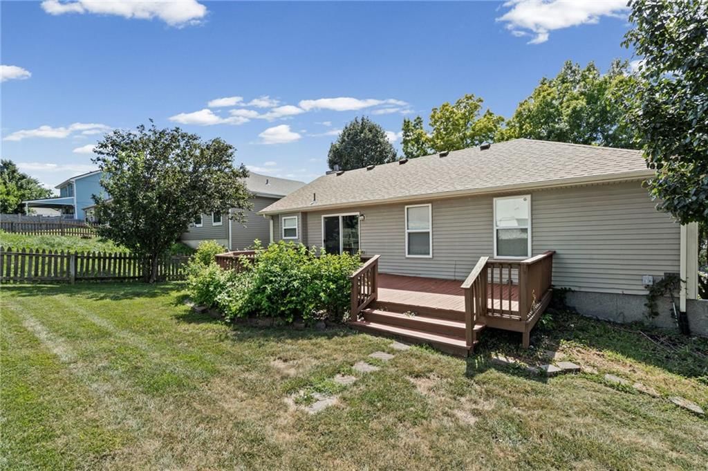6315 N Quincy Avenue — photo 33