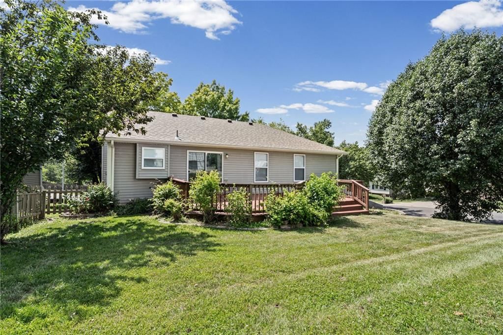 6315 N Quincy Avenue — photo 35