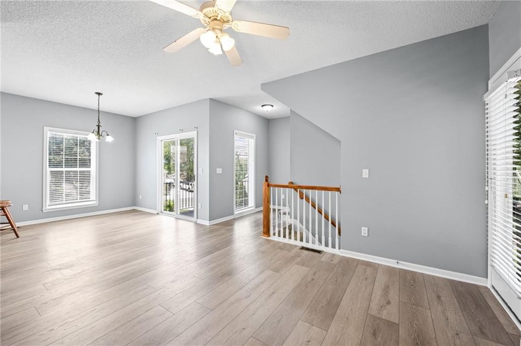 13748 Grove Avenue — photo 10