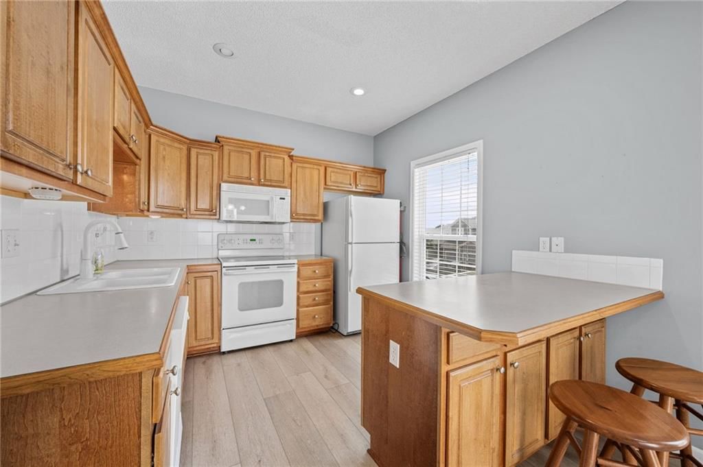 13748 Grove Avenue — photo 17