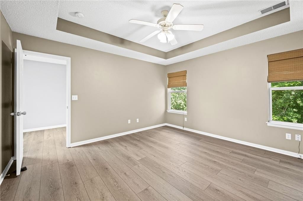13748 Grove Avenue — photo 22