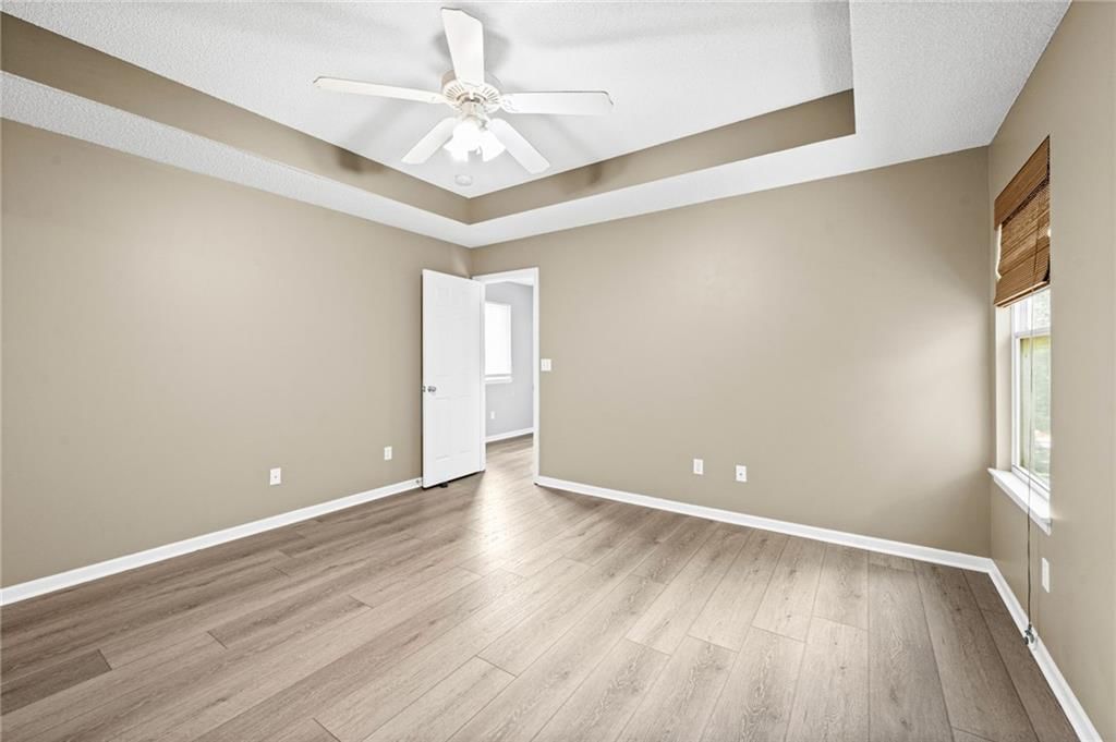 13748 Grove Avenue — photo 23