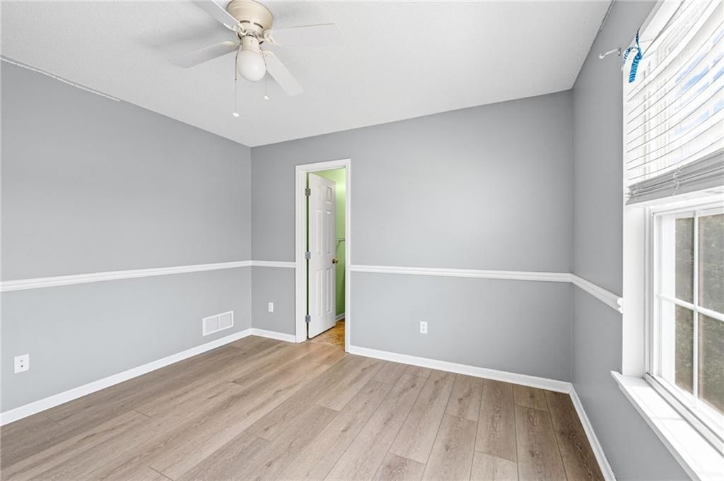 13748 Grove Avenue — photo 27
