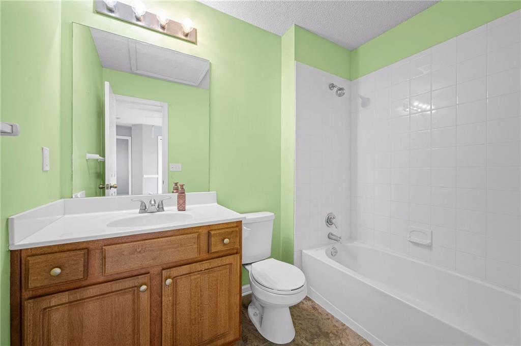 13748 Grove Avenue — photo 29