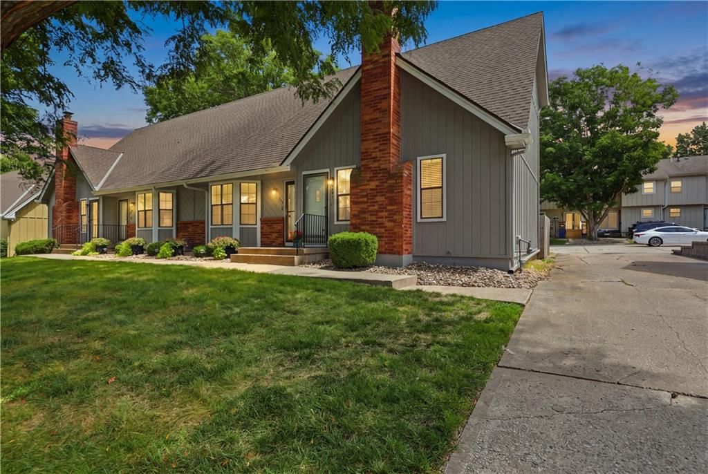 131 SW Donovan Road — photo 3