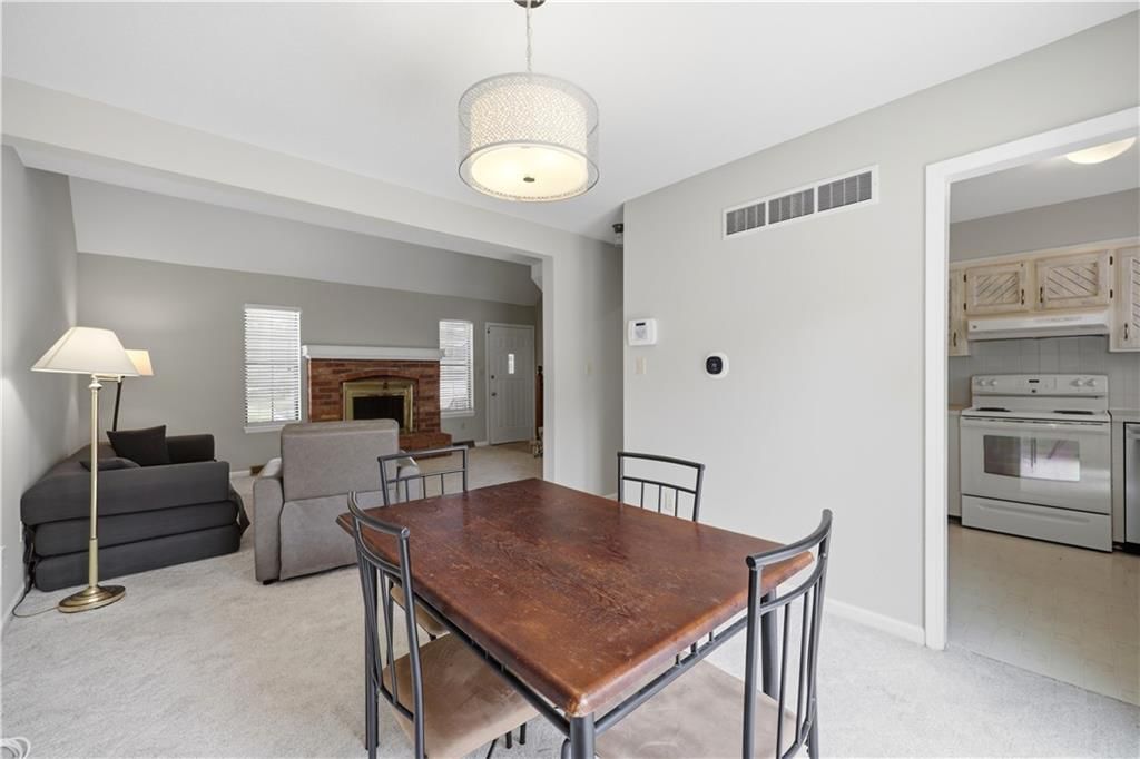 131 SW Donovan Road — photo 10