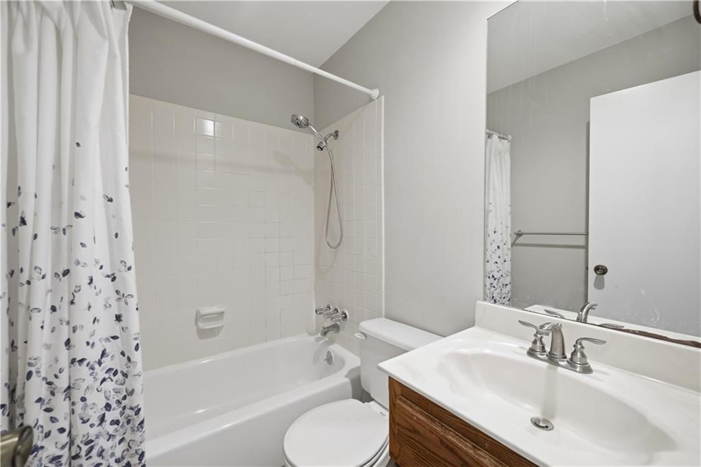 131 SW Donovan Road — photo 17