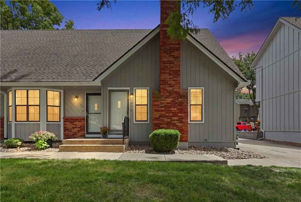 131 SW Donovan Road, Lee's Summit, MO: listing photo 3